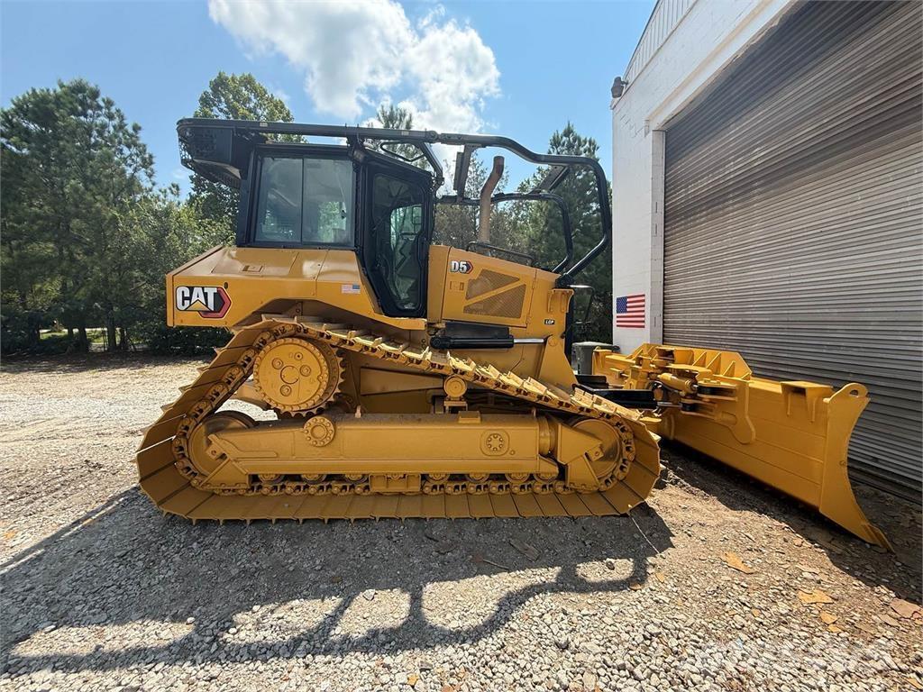 CAT D5 LGP Crawler dozers