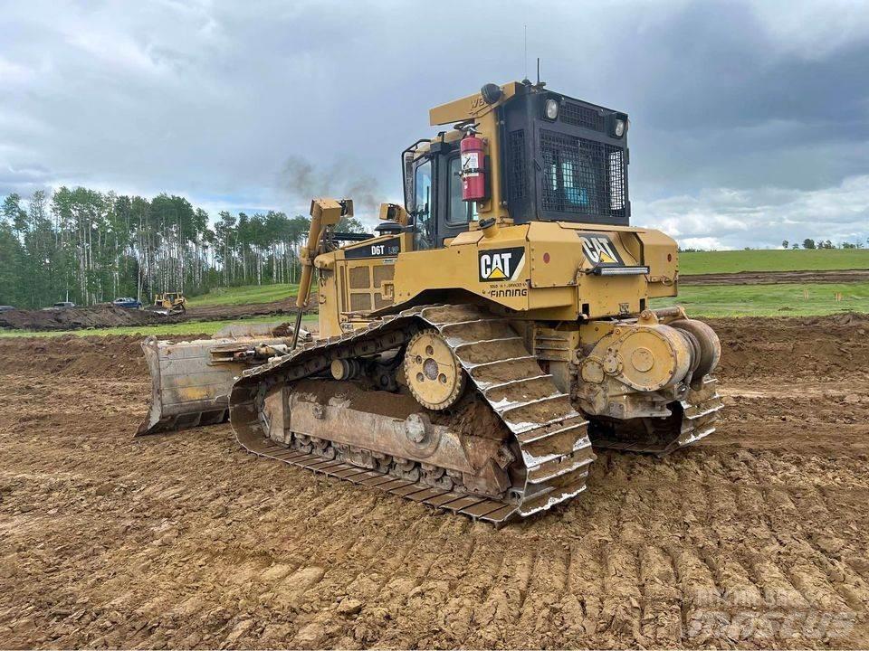CAT D6T Crawler dozers