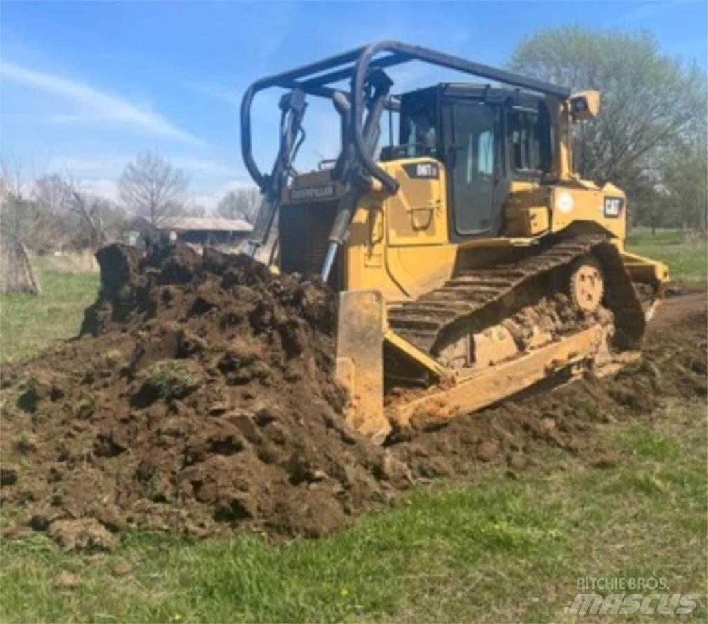 CAT D6T XW Crawler dozers