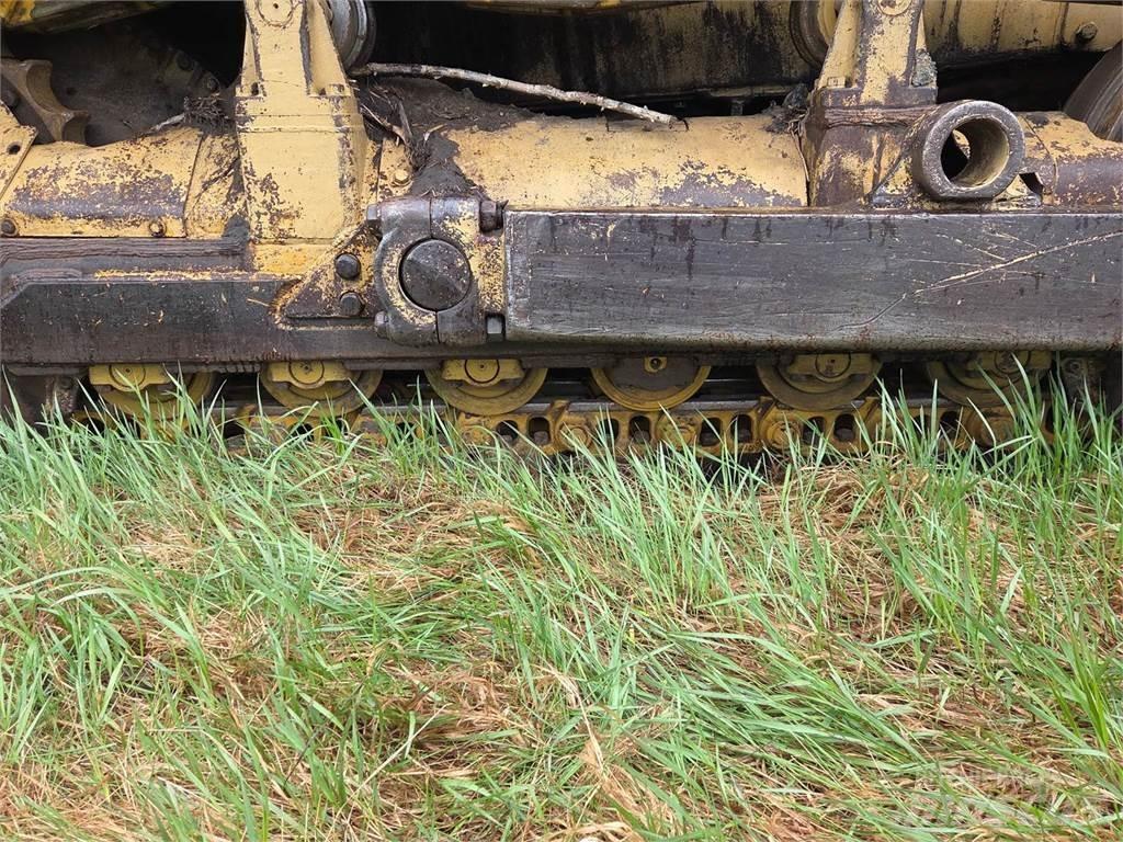CAT D7E Crawler dozers