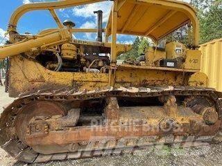 CAT D8H Crawler dozers