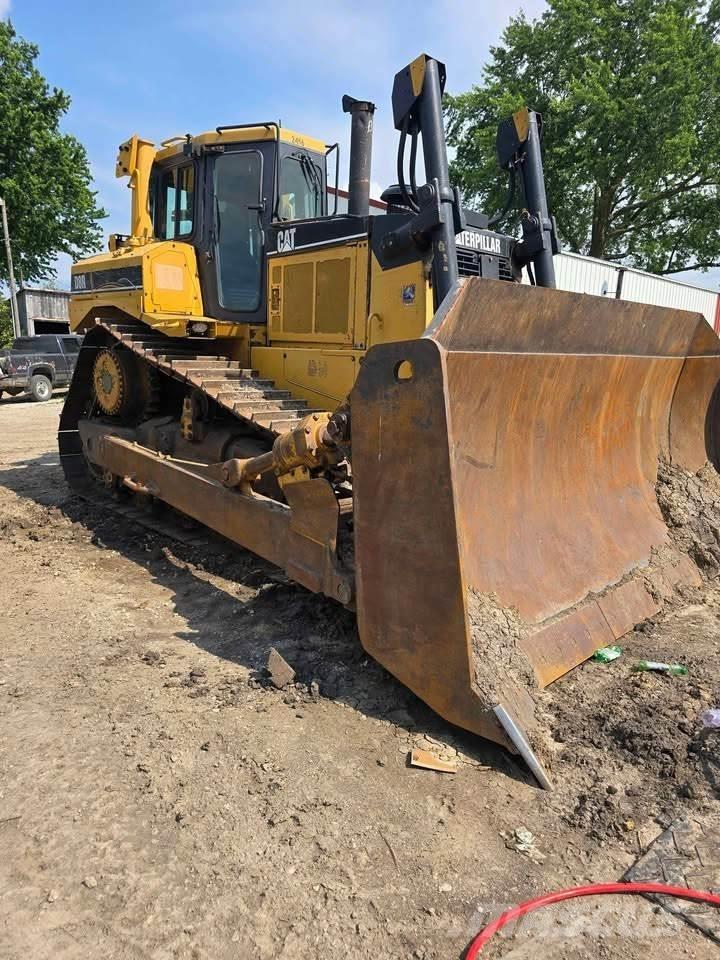 CAT D8R Crawler dozers
