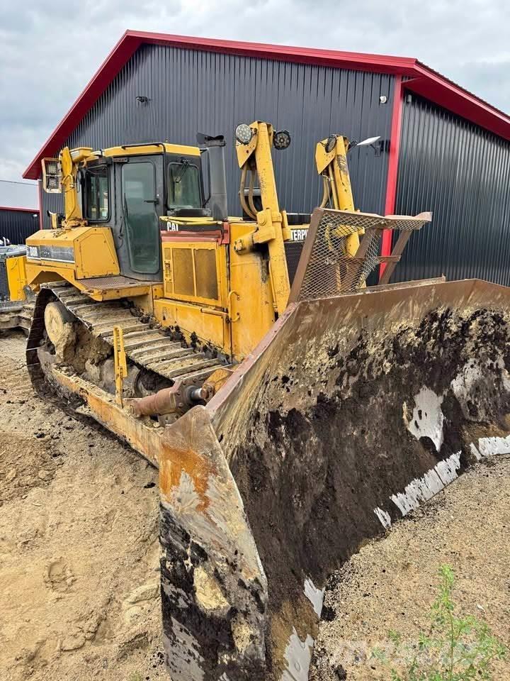 CAT D8R Crawler dozers