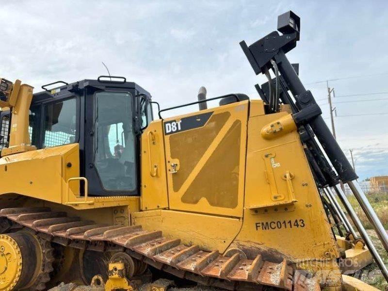 CAT D8T Crawler dozers