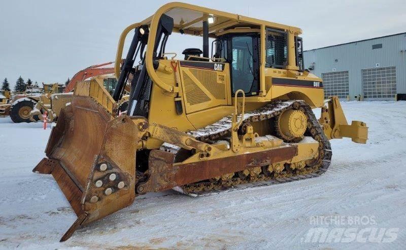 CAT D8T Crawler dozers