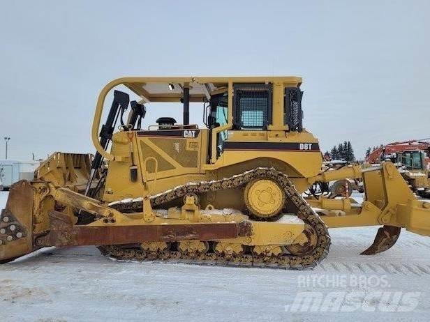 CAT D8T Crawler dozers