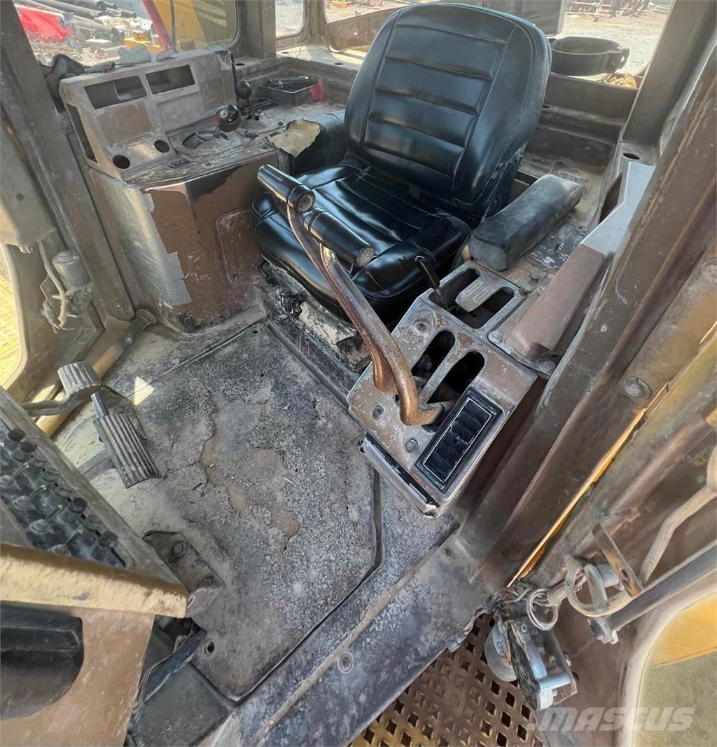 CAT D9L Crawler dozers