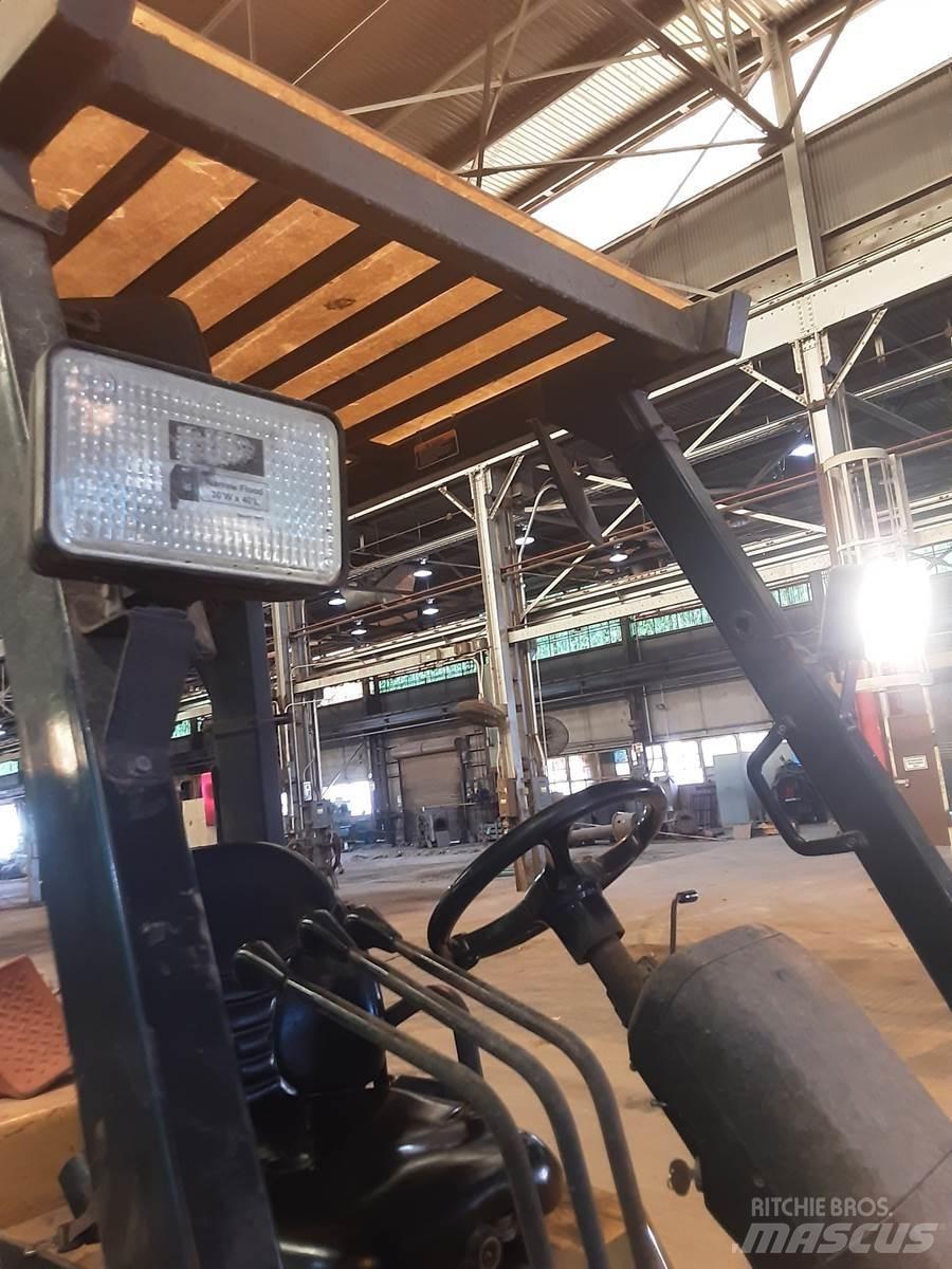 CAT DP45K2 Misc Forklifts