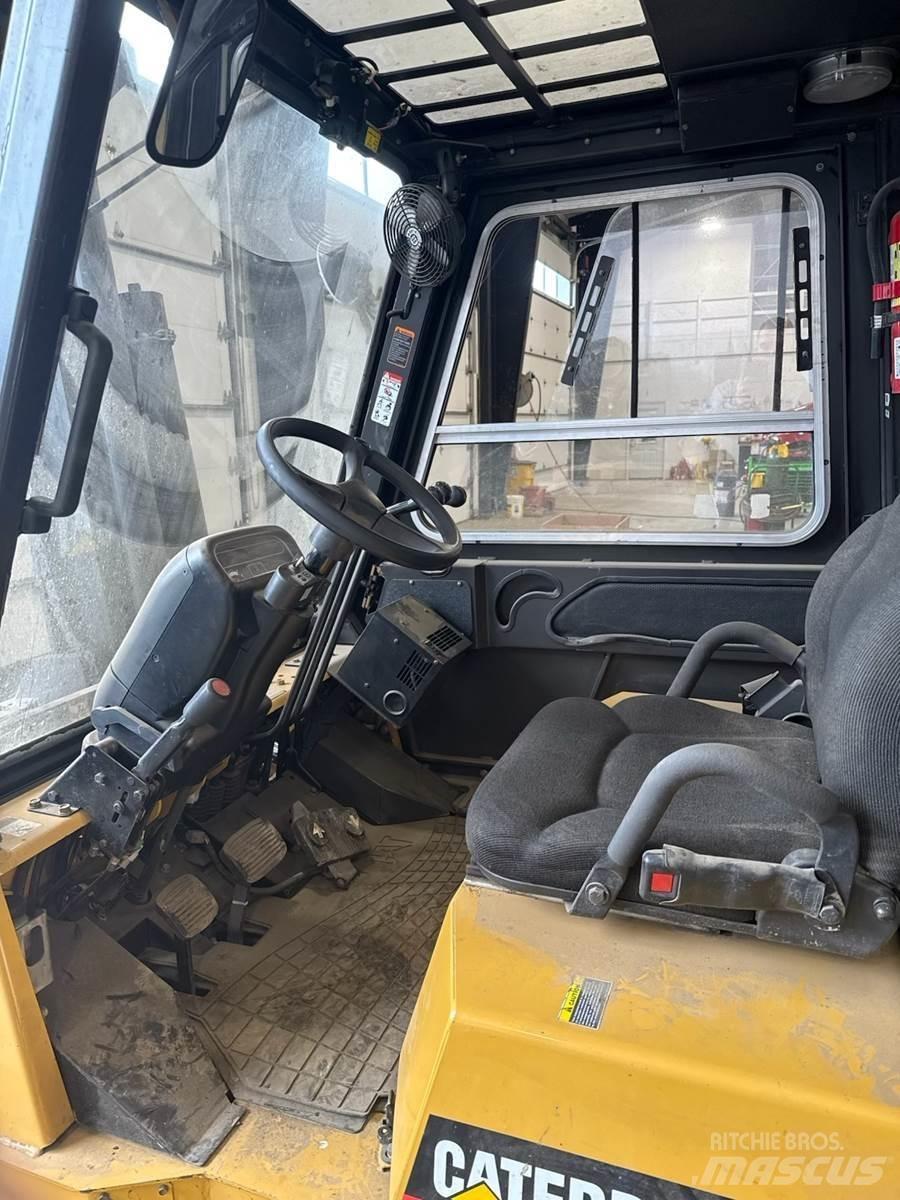 CAT Other Misc Forklifts