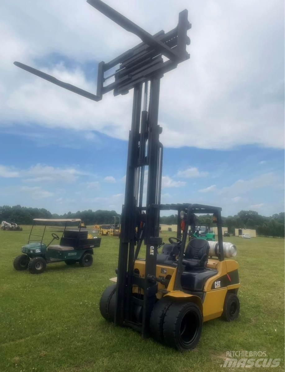 CAT P7000 Misc Forklifts