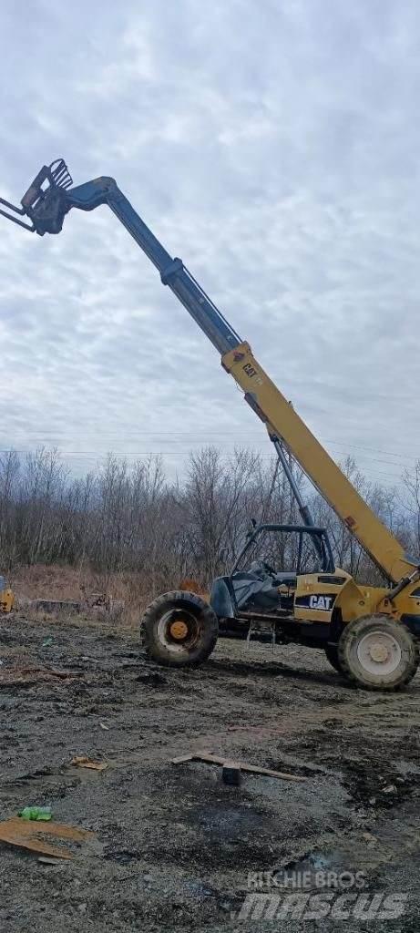 CAT TH560B Telescopic Handlers