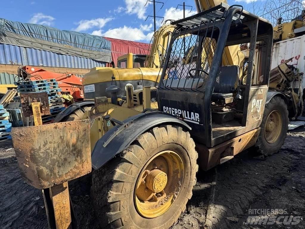 CAT TH83 Telescopic Handlers