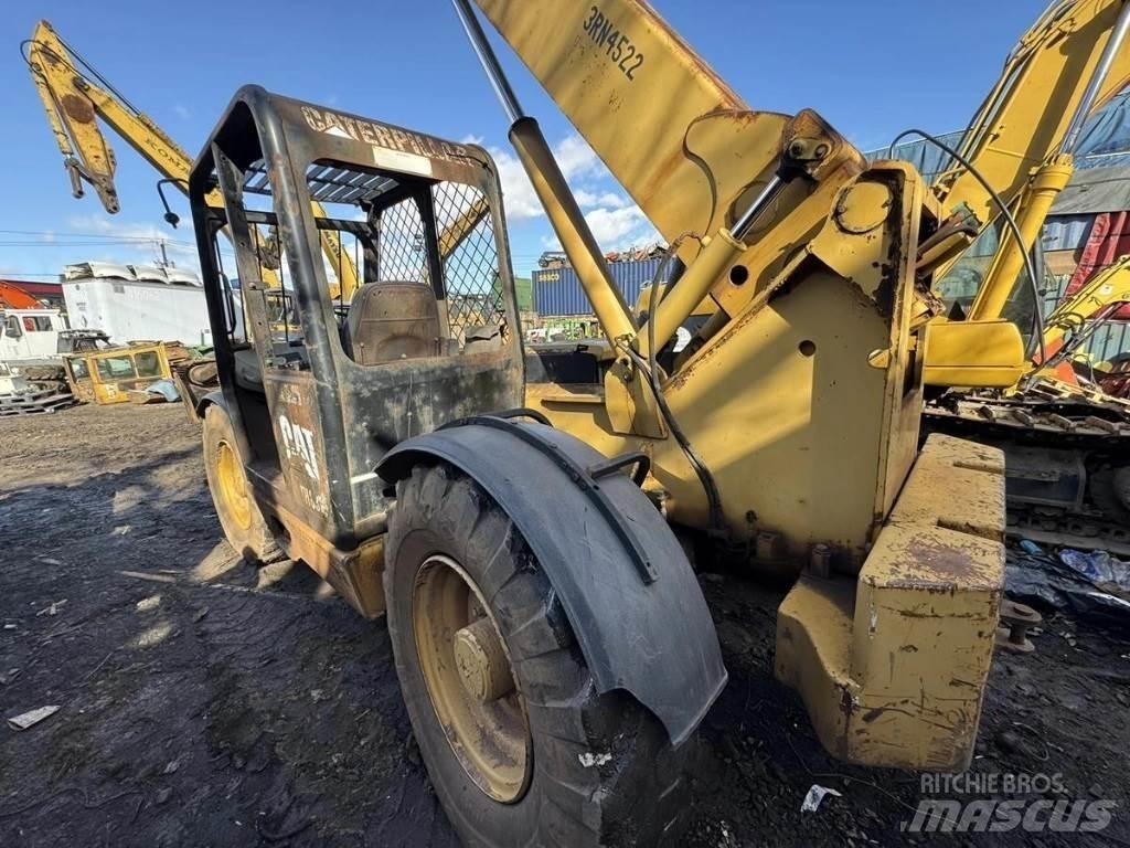 CAT TH83 Telescopic Handlers