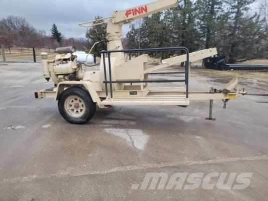 Finn B70 Receiving hoppers, blowers and elevators