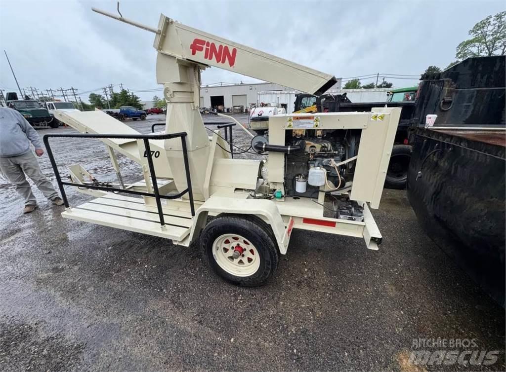 Finn B70T Receiving hoppers, blowers and elevators