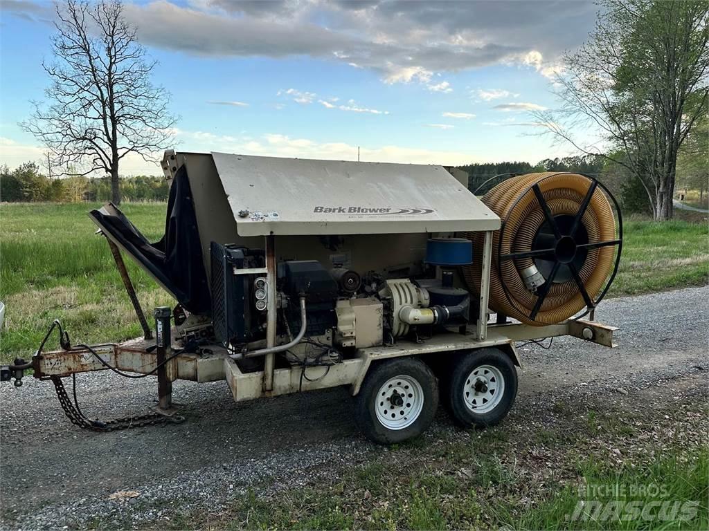 Finn BB302 Work Trucks / Municipal
