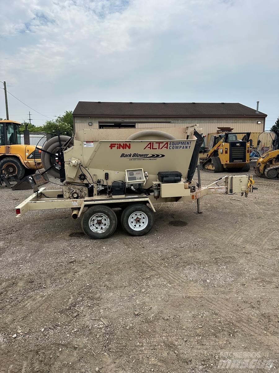 Finn BB302 Work Trucks / Municipal