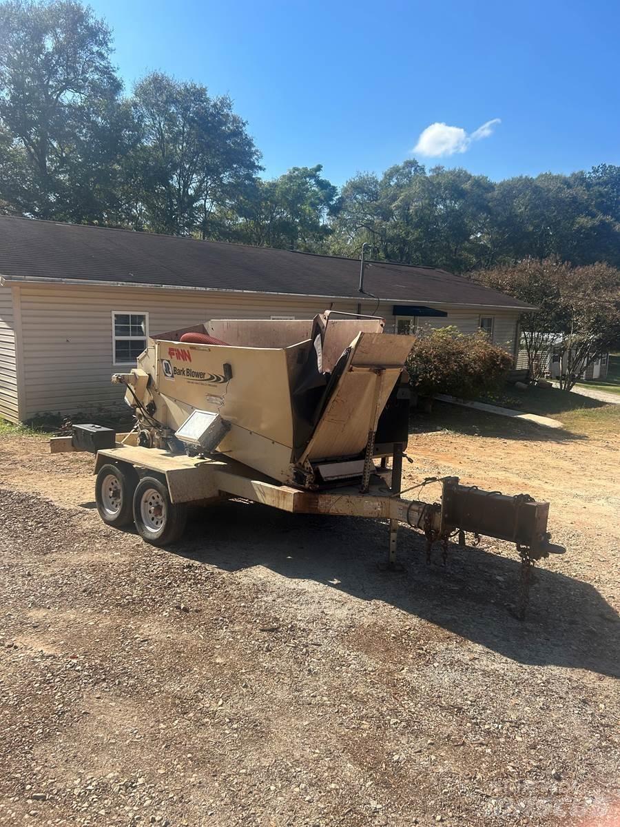 Finn BB302 Work Trucks / Municipal