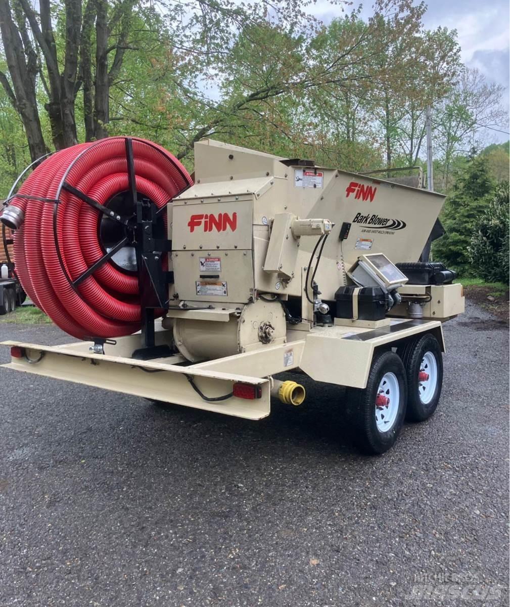 Finn BB302 Work Trucks / Municipal
