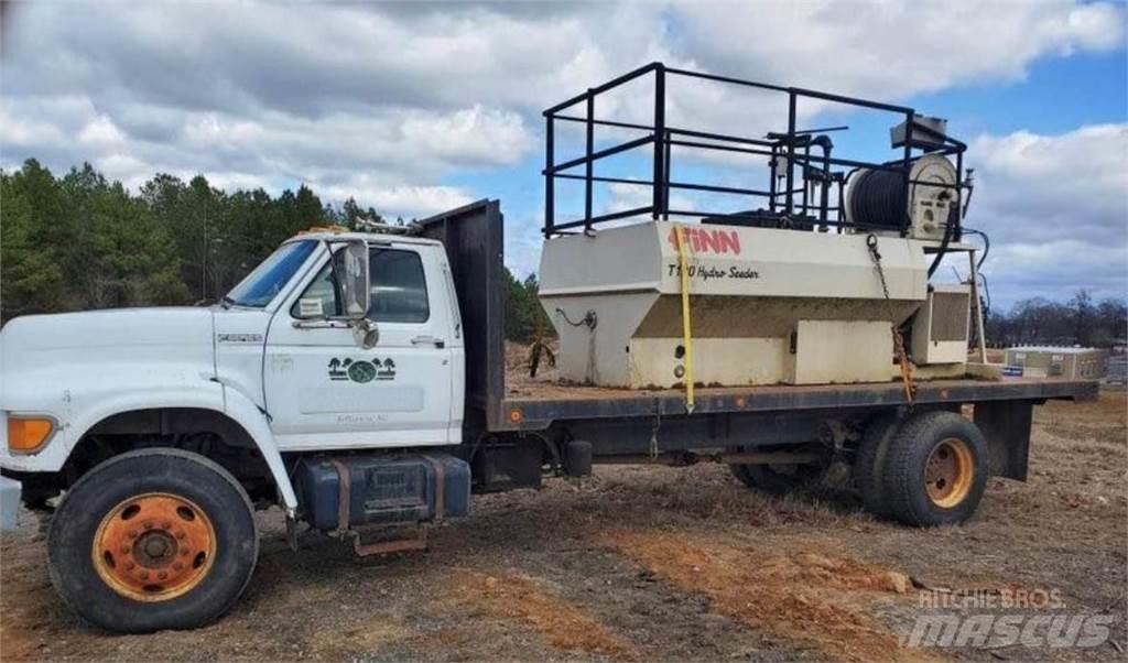 Finn T120 Receiving hoppers, blowers and elevators