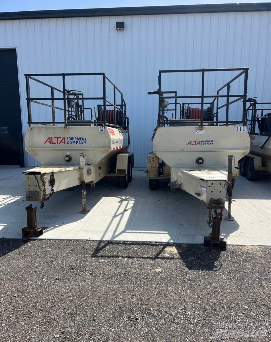 Finn T120 Receiving hoppers, blowers and elevators