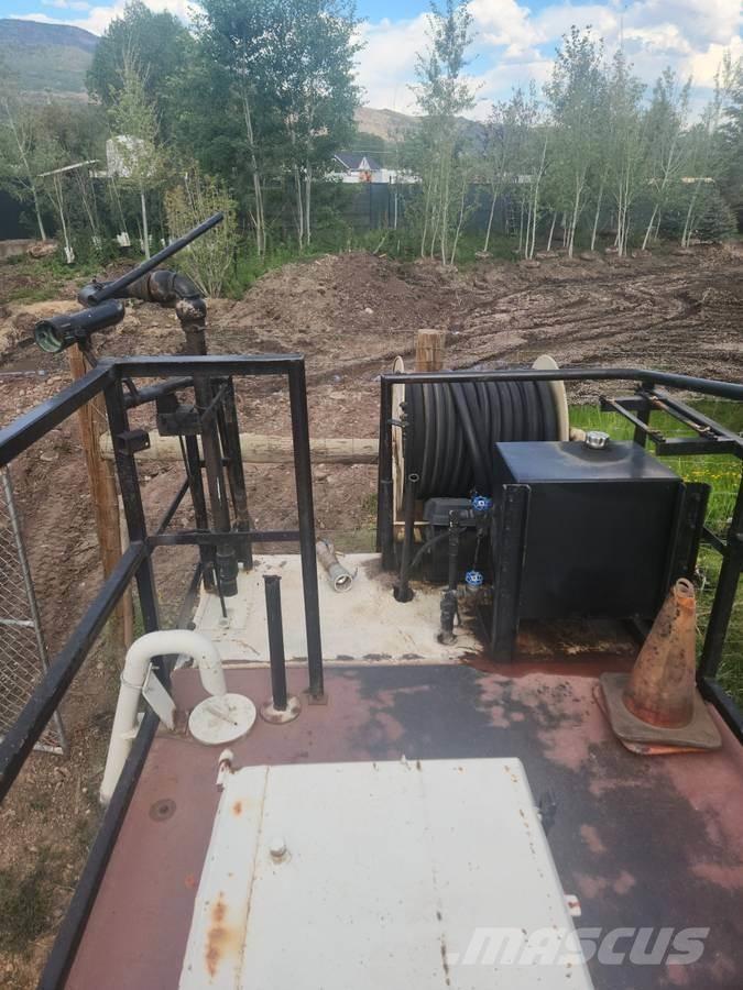 Finn T120 Receiving hoppers, blowers and elevators