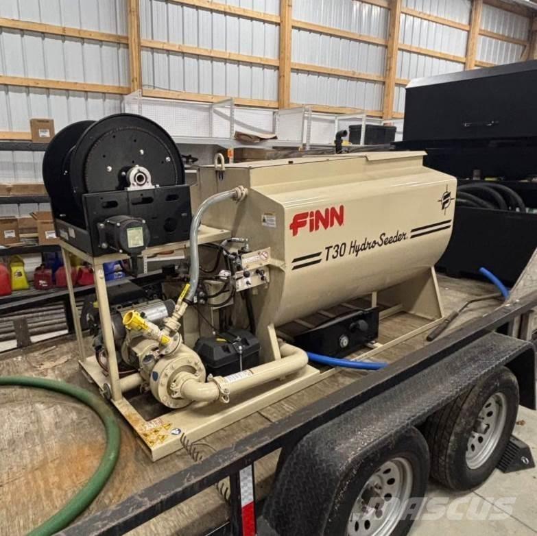 Finn T30 Receiving hoppers, blowers and elevators