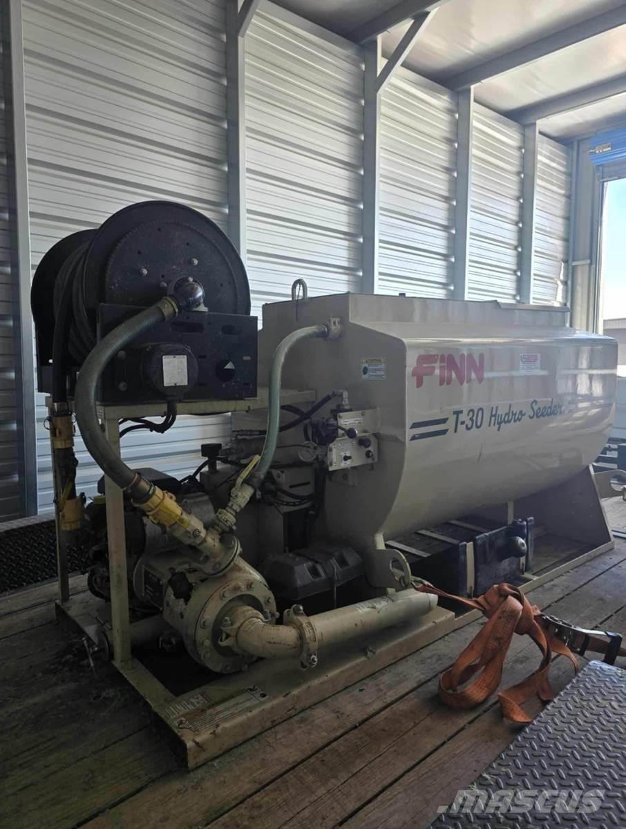Finn T30 Receiving hoppers, blowers and elevators
