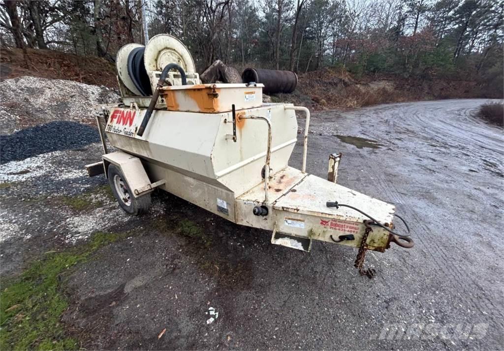 Finn T60T Receiving hoppers, blowers and elevators