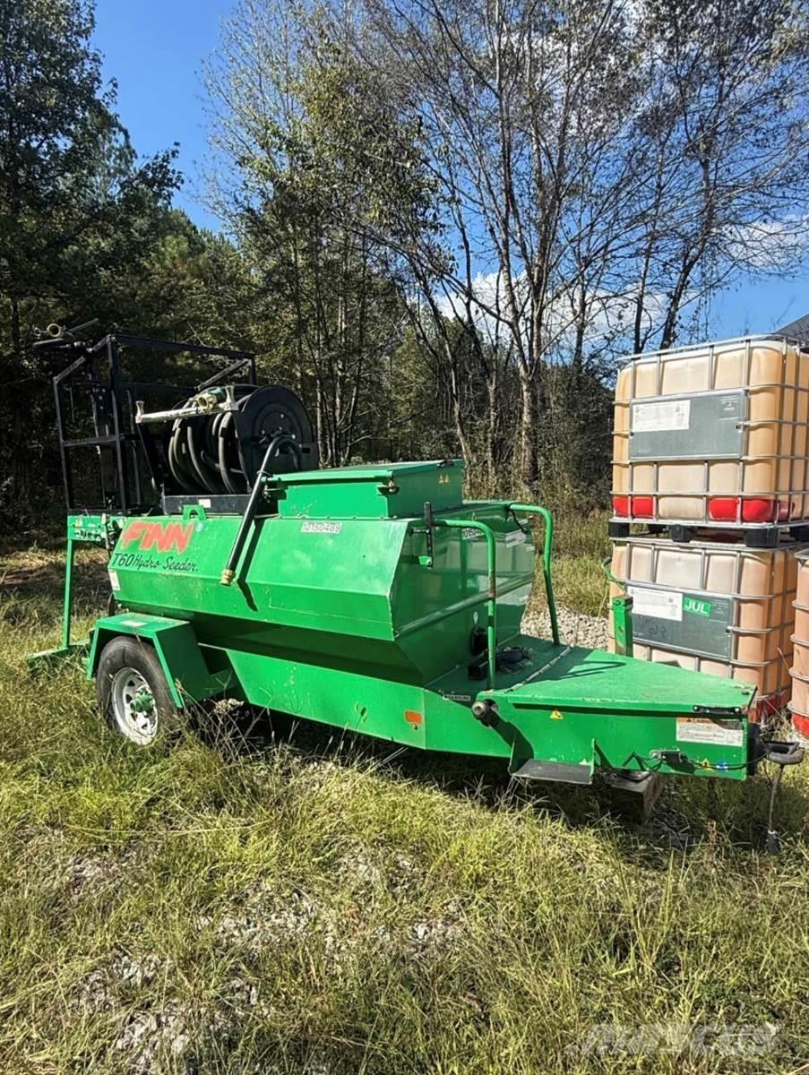 Finn T60T Receiving hoppers, blowers and elevators