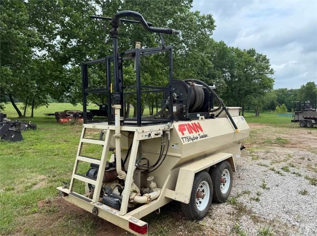 Finn T75T Receiving hoppers, blowers and elevators