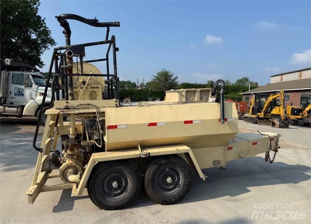Finn T90 Receiving hoppers, blowers and elevators