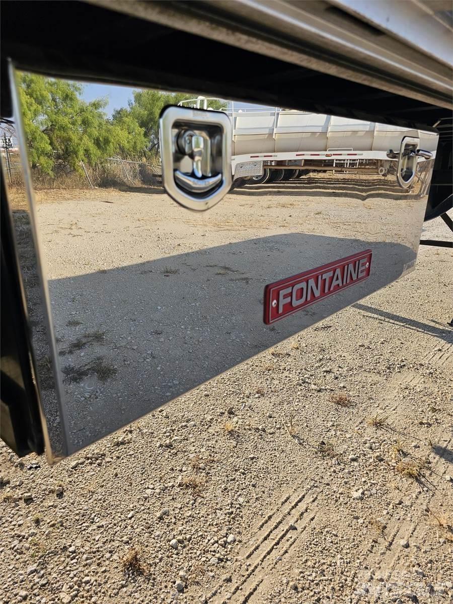 Fontaine  Flatbed Trailers