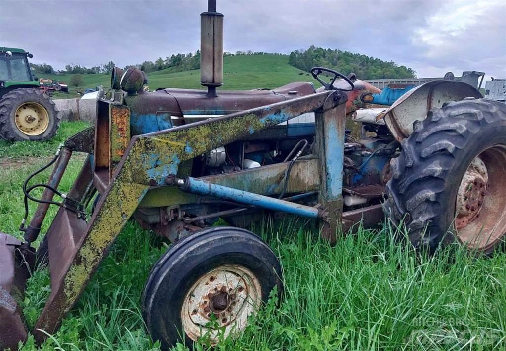 Ford 4600 Tractors