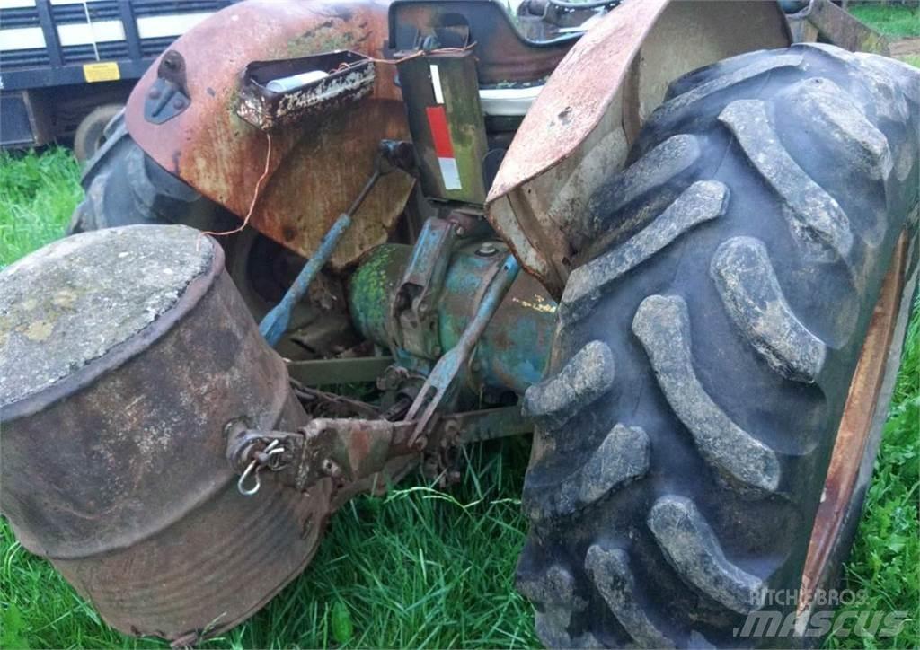 Ford 4600 Tractors