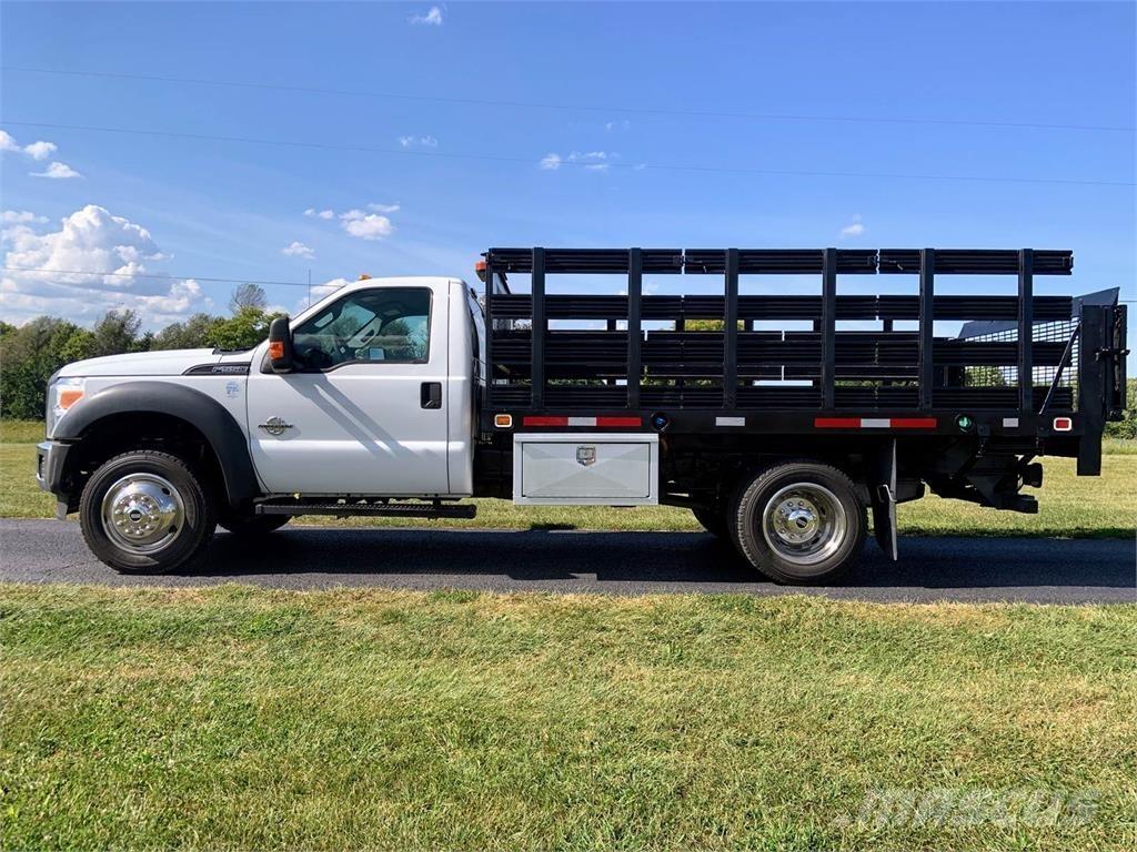 Ford 550 Animal transport trucks