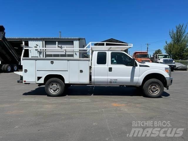 Ford F-350 Work Trucks / Municipal