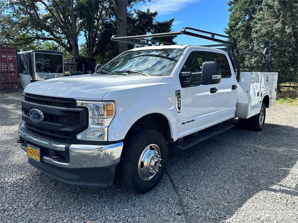 Ford F-350 Work Trucks / Municipal