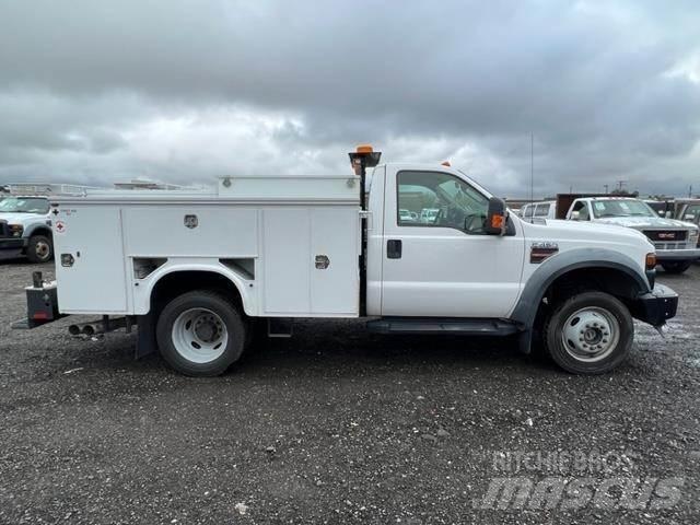 Ford F-450 Work Trucks / Municipal