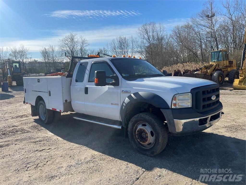 Ford F-450 Work Trucks / Municipal