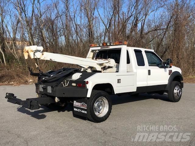 Ford F-550 Tow Trucks / Wreckers