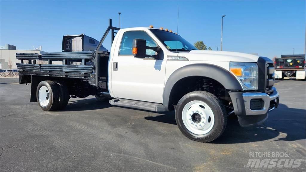 Ford F-550 Animal transport trucks