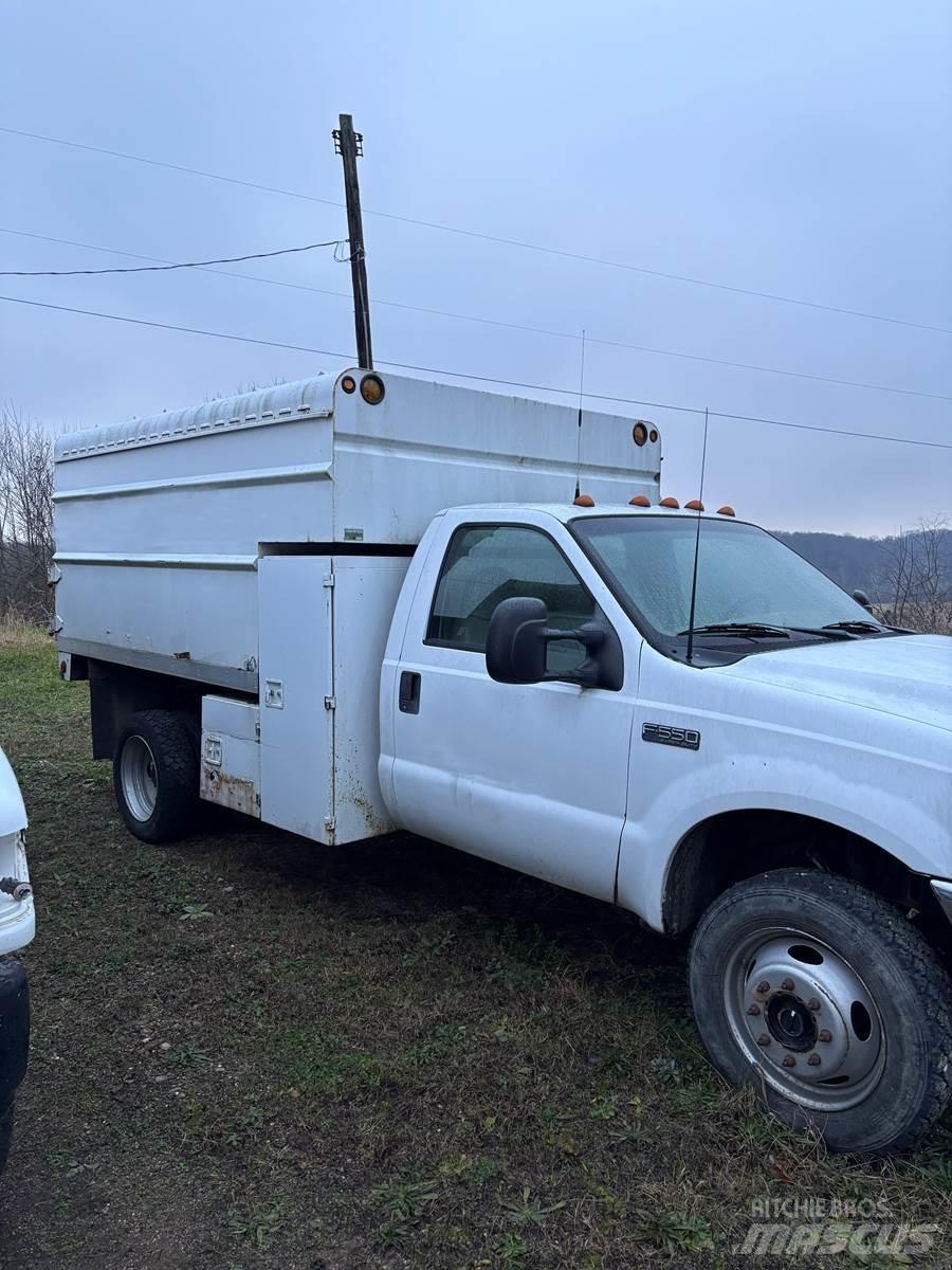 Ford F-550 Work Trucks / Municipal