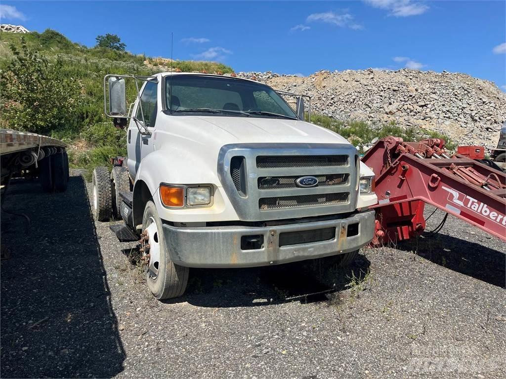 Ford F-650 Cab & Chassis Trucks