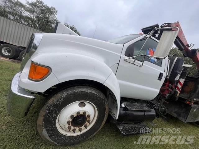 Ford F-750 Other Trucks