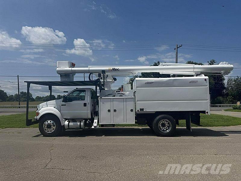 Ford F-750 Truck Mounted Aerial Platforms