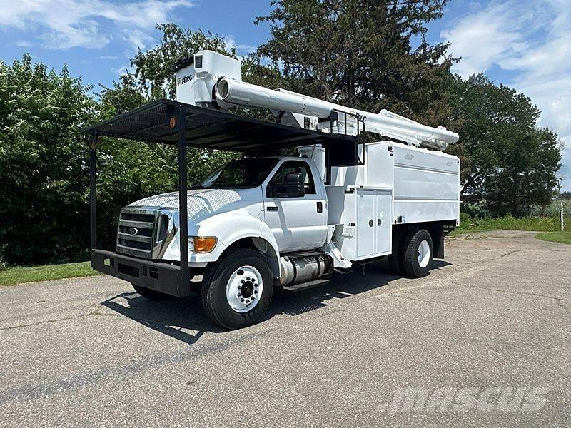 Ford F-750 Truck Mounted Aerial Platforms