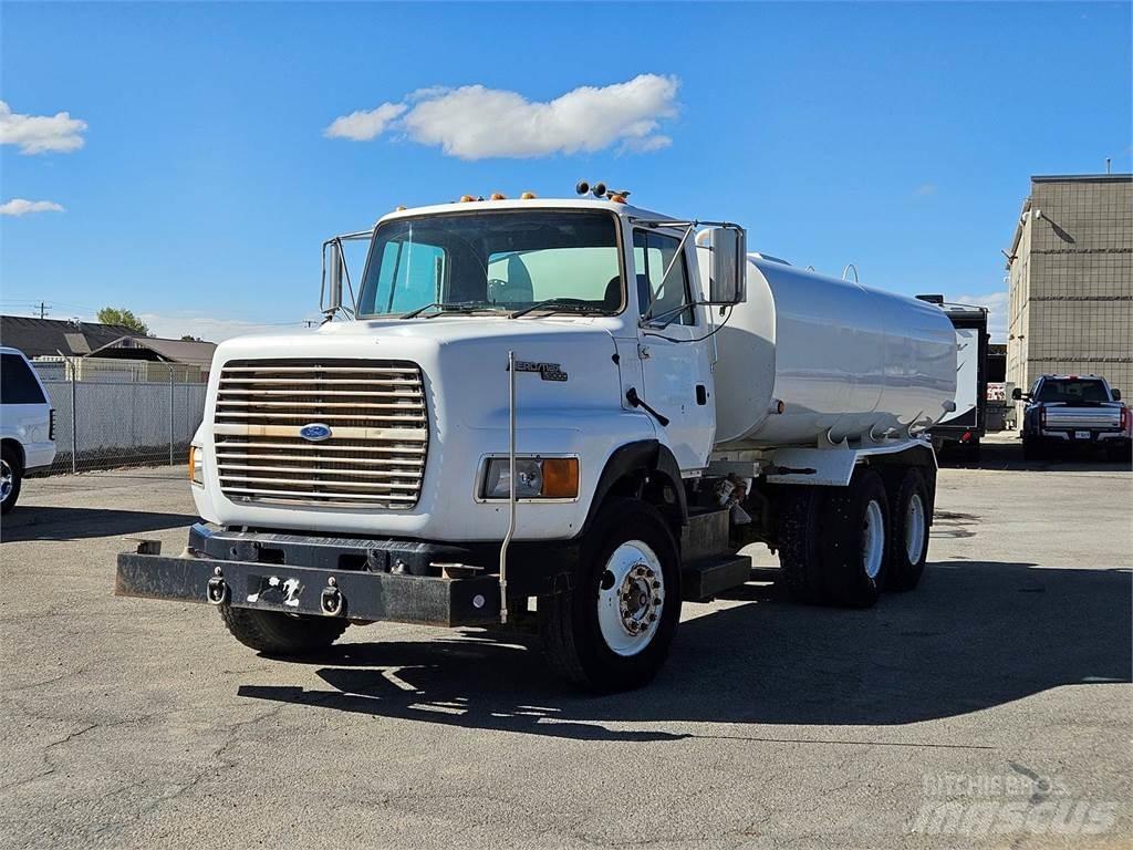 Ford L9000 Tank Trucks