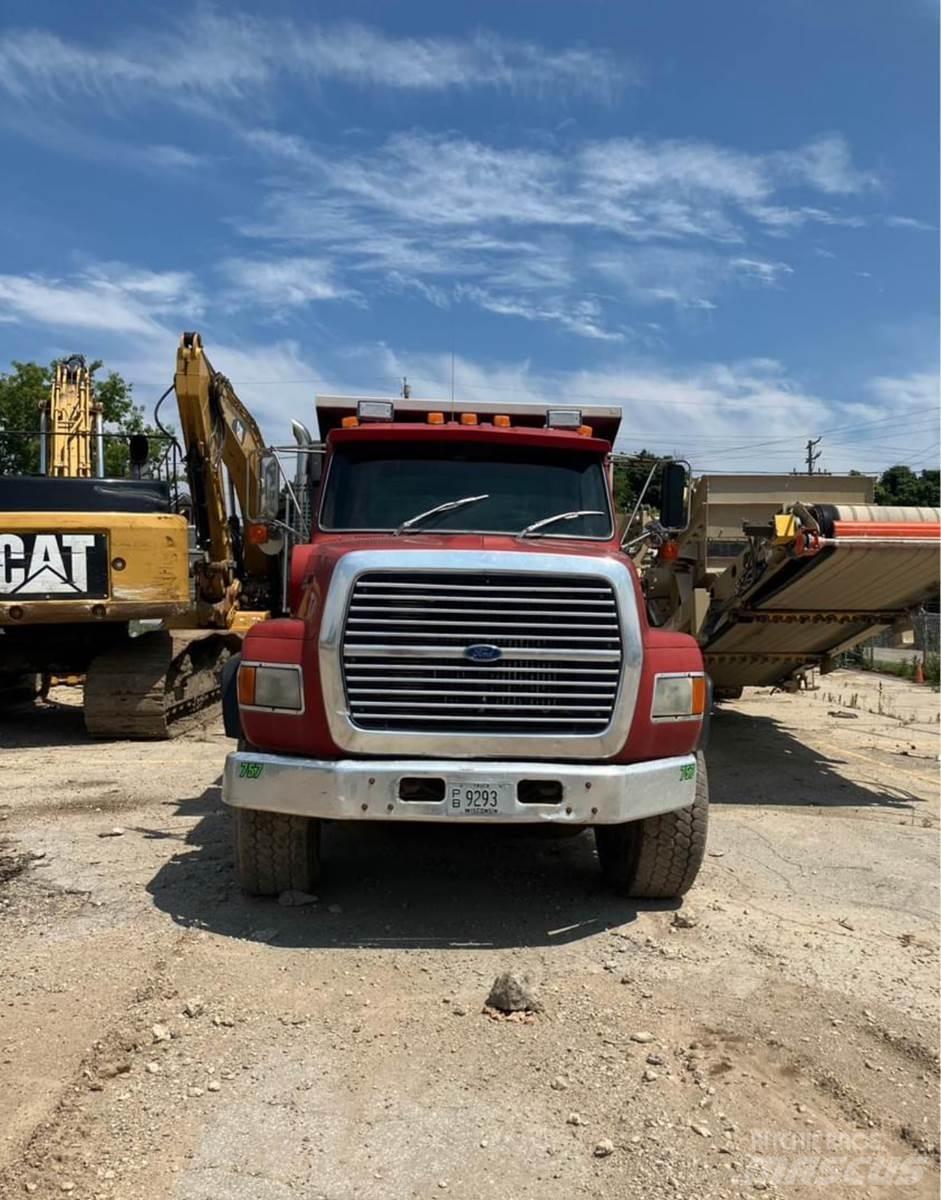 Ford L9000 Tank Trucks