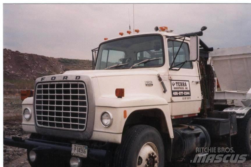 Ford LT9000 Winch trucks